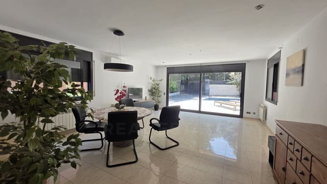 4 camera da letto Villa da affittare in Sant Cugat del Vallès con piscina - 4.500 € (Rif: 9987908)