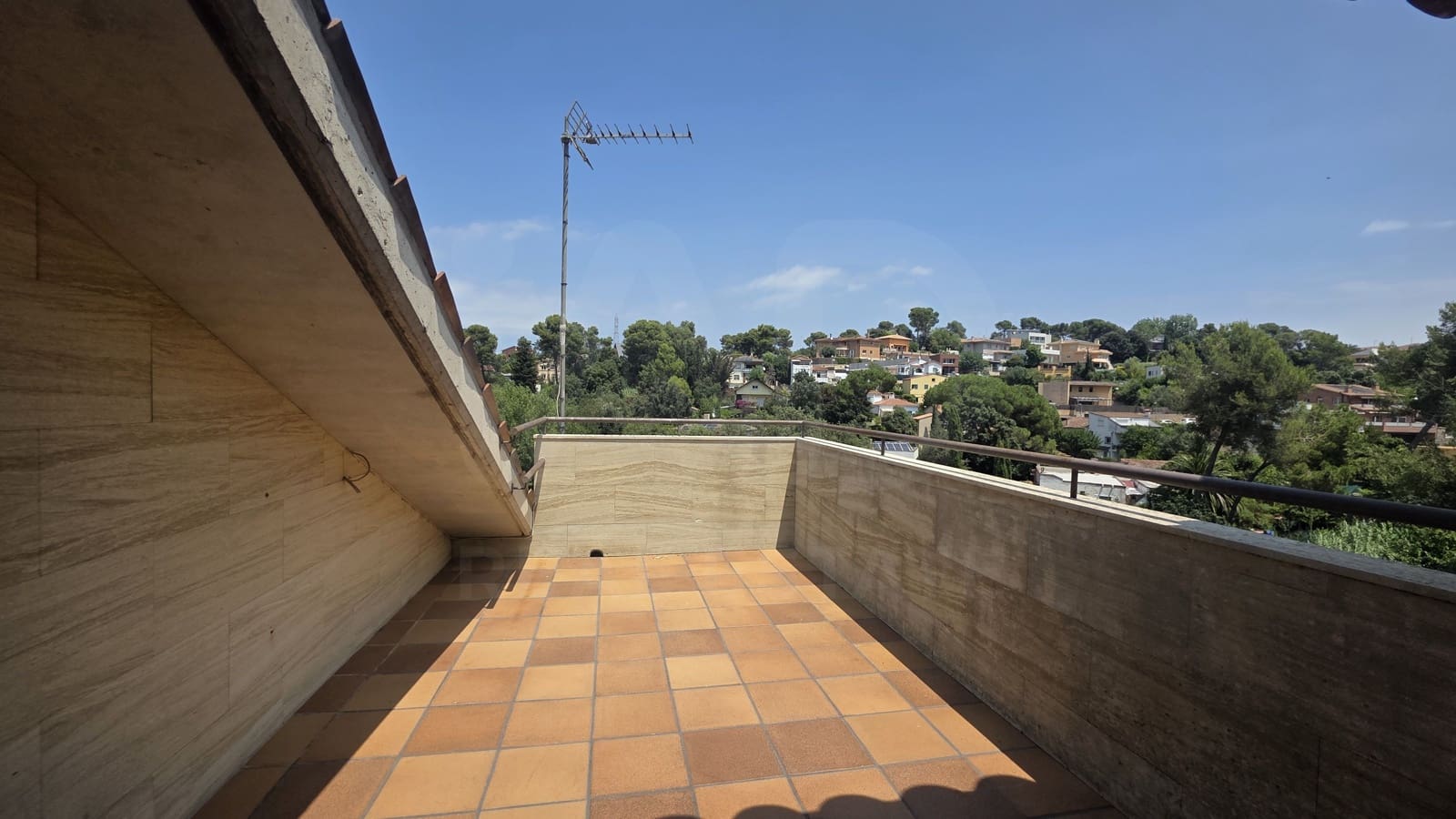 4 soverom Villa til leie i Sant Cugat del Valles med svømmebasseng - € 4 500 (Ref: 9987908)