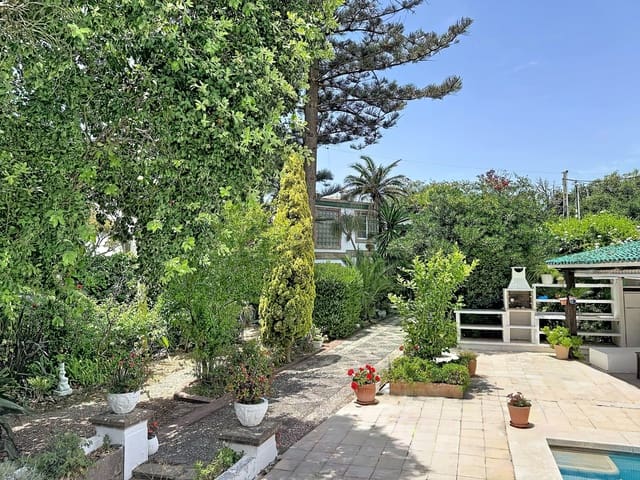 Chalet de 5 habitaciones en Cádiz ciudad en venta con garaje - 575.000 € (Ref: 9987909)