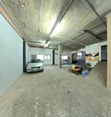Erhverv til salg i Terrassa - € 140.000 (Ref: 9987910)