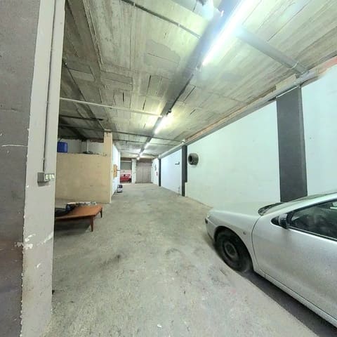 Erhverv til salg i Terrassa - € 140.000 (Ref: 9987910)