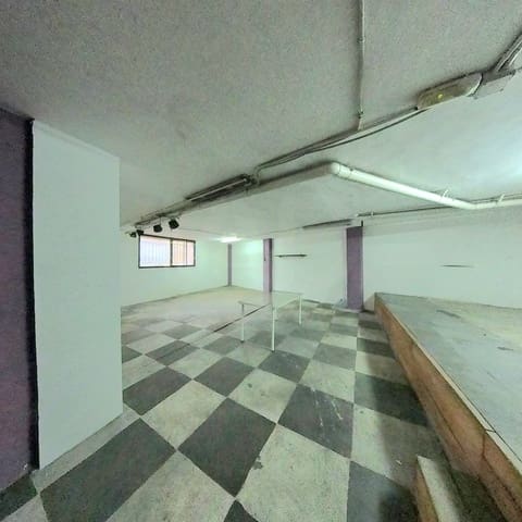 Erhverv til salg i Terrassa - € 140.000 (Ref: 9987910)