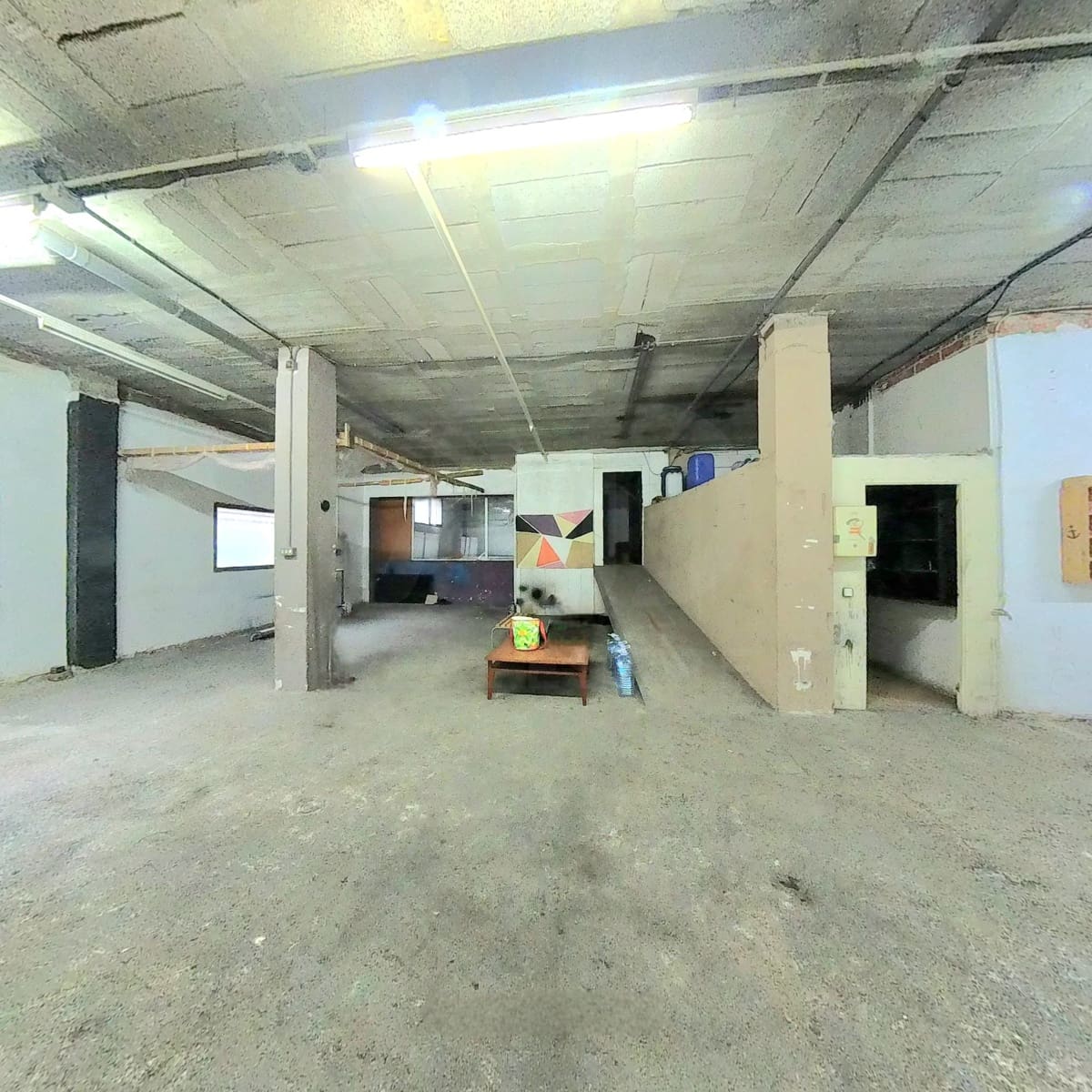 Komercyjne na sprzedaż w Miasto Barcelona - 140 000 € (Ref: 9987910)