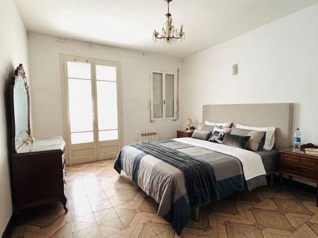 6 soveværelse Villa til leje i Lleida by med garage - € 700 (Ref: 9987915)