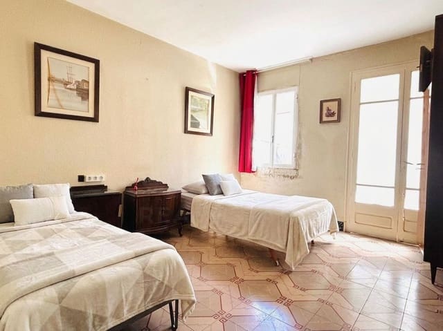 6 soveværelse Villa til leje i Lleida by med garage - € 700 (Ref: 9987915)