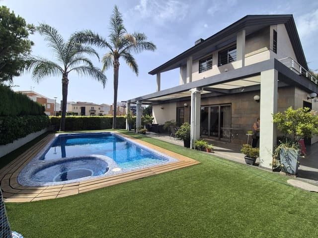 5 slaapkamer Villa te koop in Valencia stad met zwembad garage - € 750.000 (Ref: 9987916)