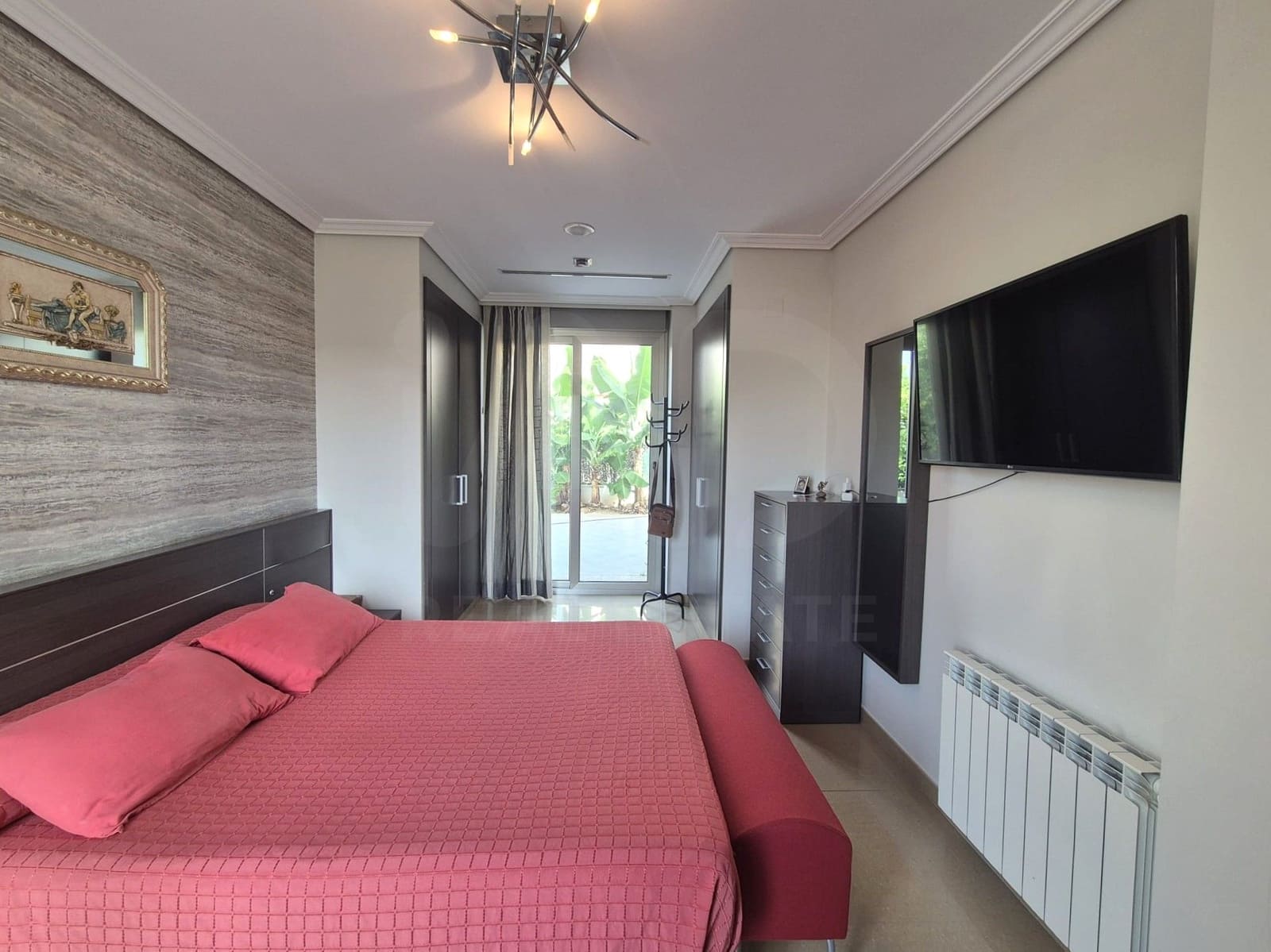 Chalet de 5 habitaciones en València ciudad en venta con piscina garaje - 750.000 € (Ref: 9987916)