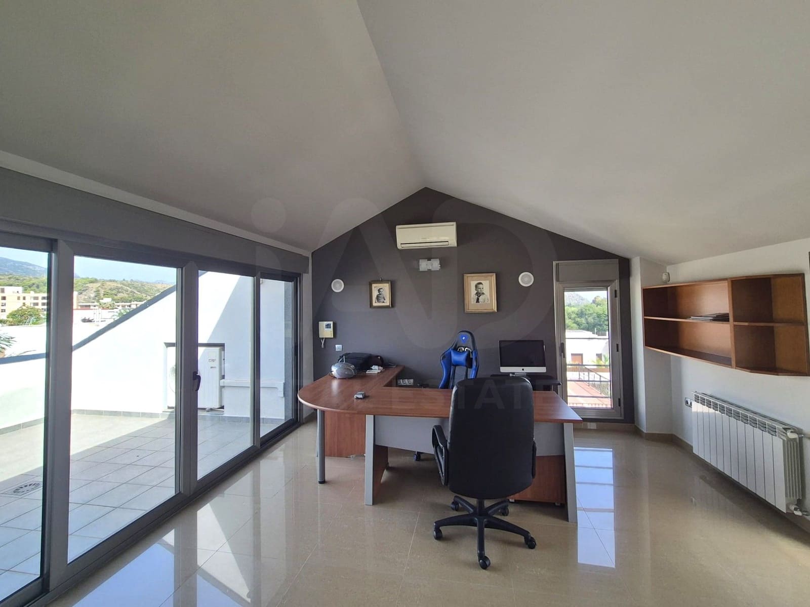 Chalet de 5 habitaciones en València ciudad en venta con piscina garaje - 750.000 € (Ref: 9987916)