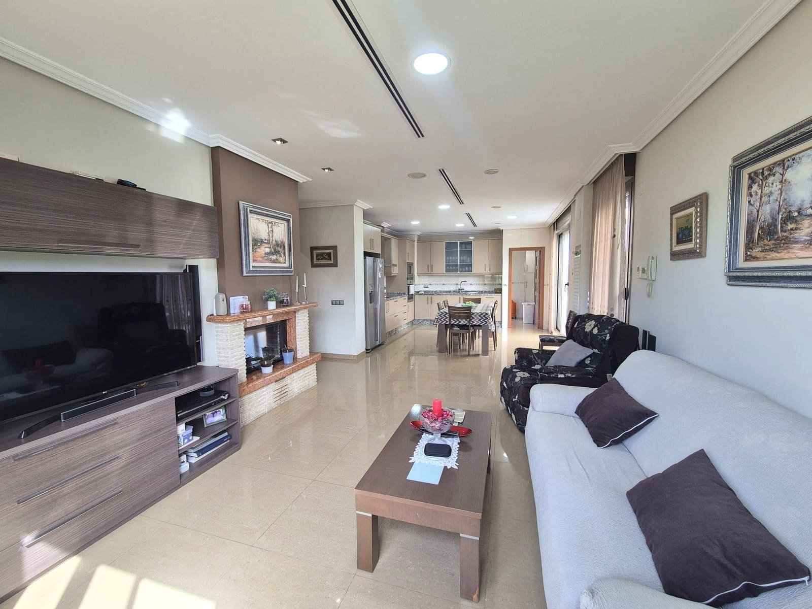 Chalet de 5 habitaciones en València ciudad en venta con piscina garaje - 750.000 € (Ref: 9987916)