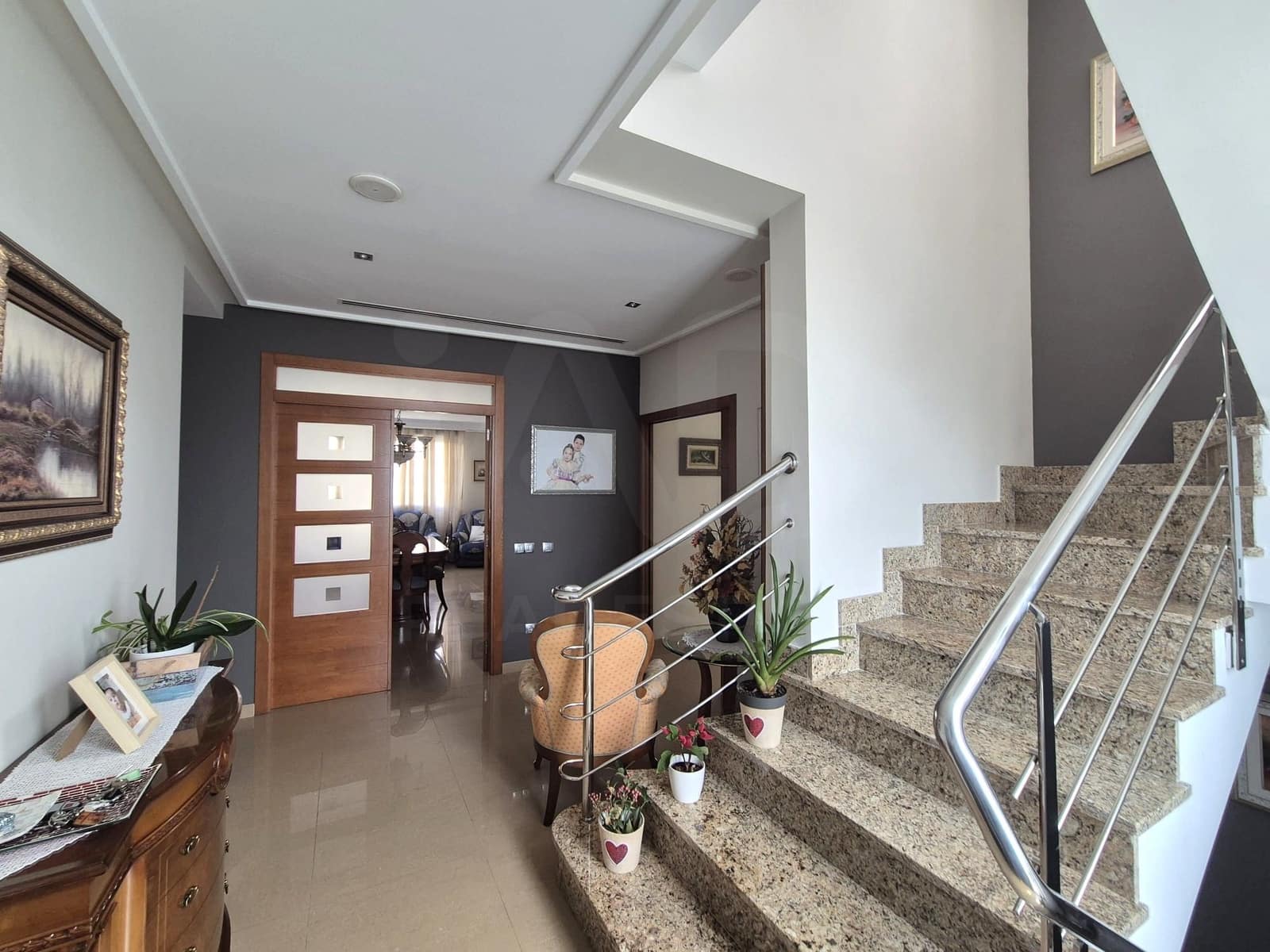 Chalet de 5 habitaciones en València ciudad en venta con piscina garaje - 750.000 € (Ref: 9987916)