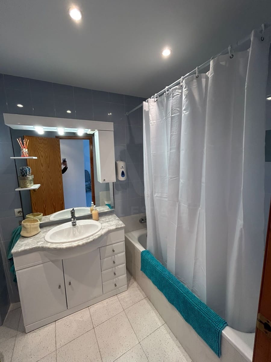 2 bedroom Apartment for rent in Tarragona city with pool - € 1,200 (Ref: 9987917)
