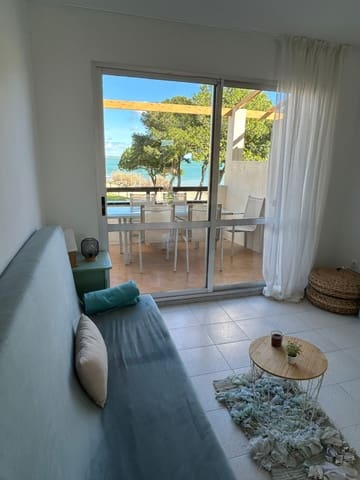 2 soveværelse Lejlighed til leje i Tarragona by med swimmingpool - € 1.200 (Ref: 9987917)