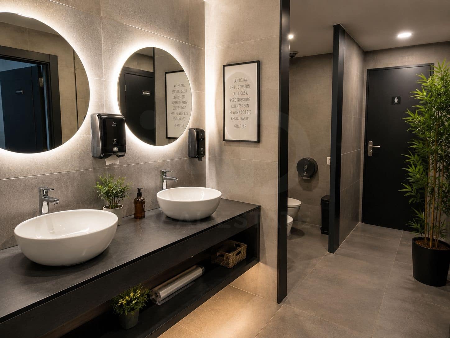 Commercieel te huur in Barcelona stad - € 3.500 (Ref: 9987918)