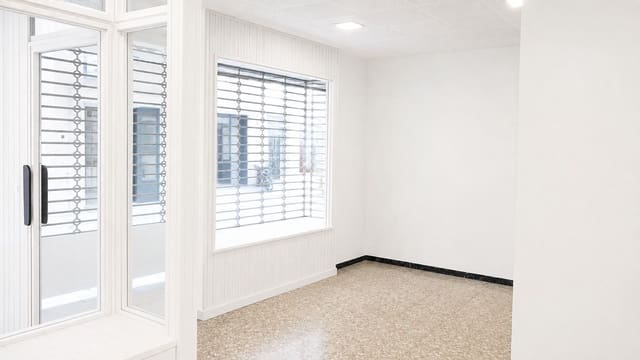 Kommersiell til salgs i Alcoy / Alcoi - € 70 000 (Ref: 9987920)