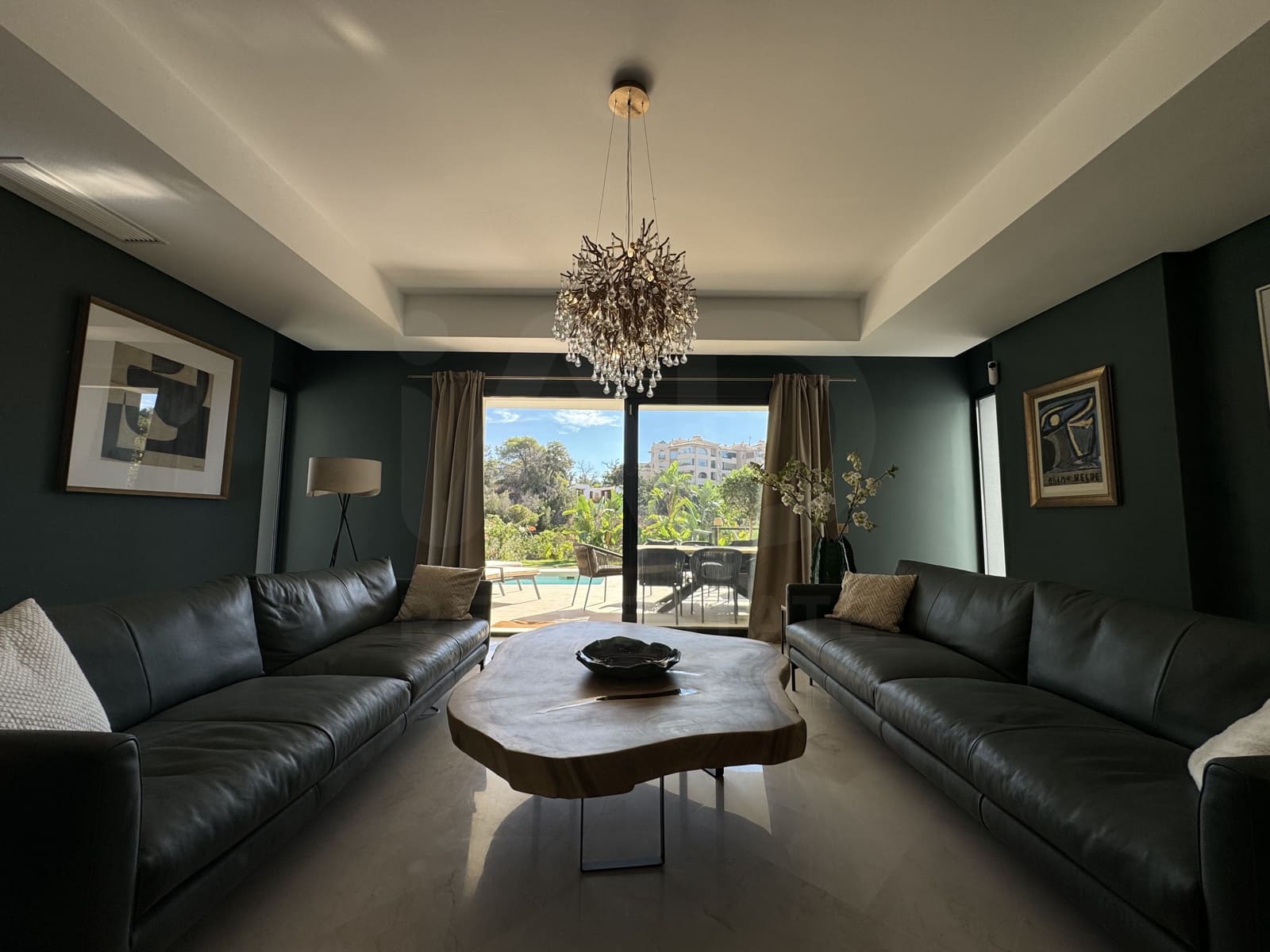 4 soverom Villa til salgs i Elviria med svømmebasseng garasje - € 1 800 000 (Ref: 9987926)