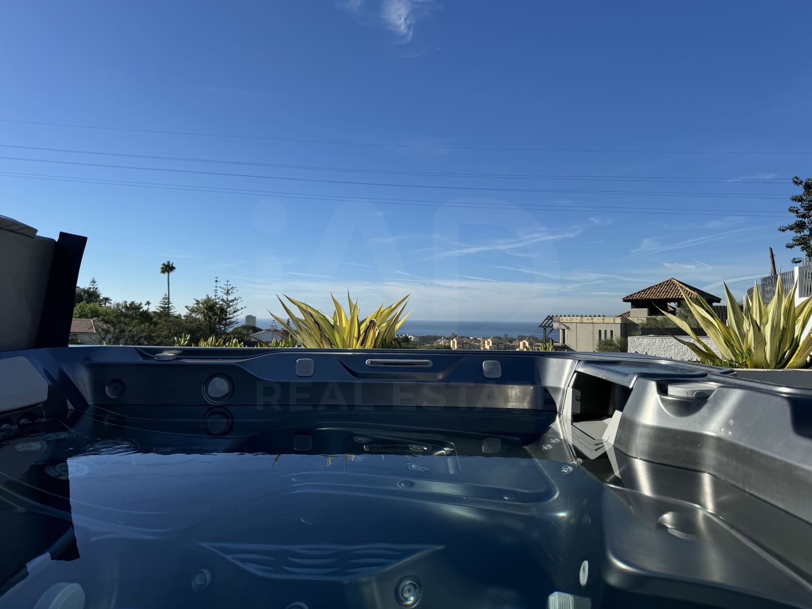 4 soverom Villa til salgs i Elviria med svømmebasseng garasje - € 1 800 000 (Ref: 9987926)