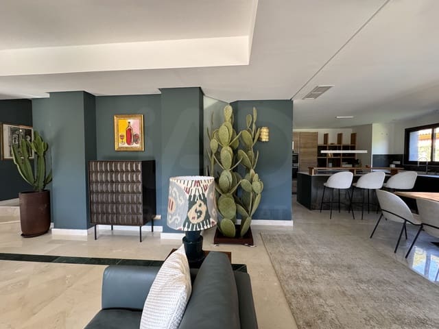 4 soverom Villa til salgs i Elviria, Marbella med svømmebasseng garasje - € 1 800 000 (Ref: 9987926)