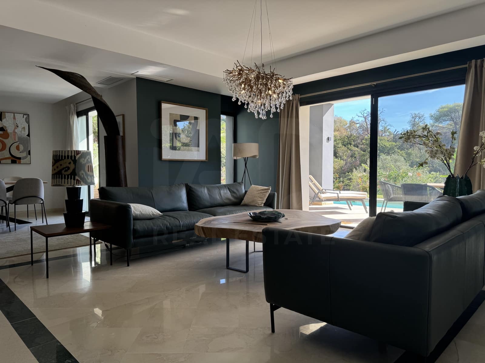 4 soverom Villa til salgs i Elviria med svømmebasseng garasje - € 1 800 000 (Ref: 9987926)