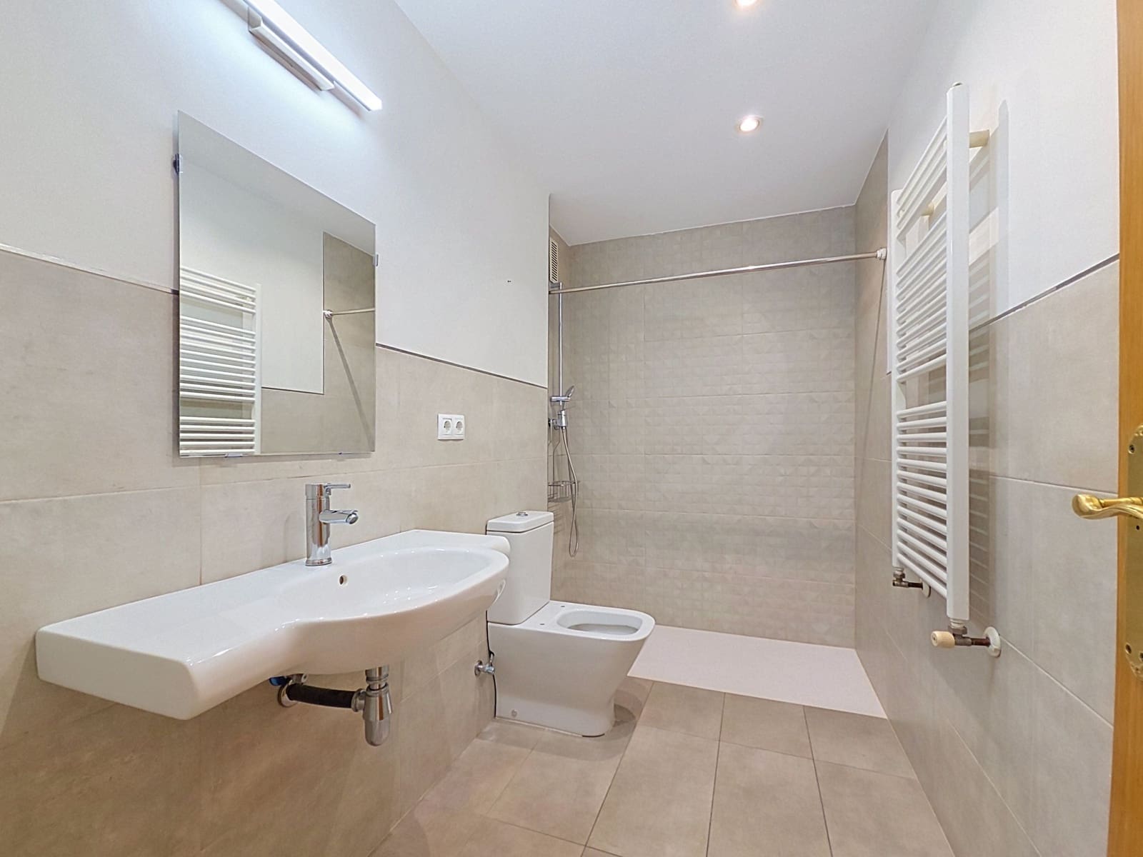 3 soverom Leilighet til salgs i Barcelona by - € 575 000 (Ref: 9987929)