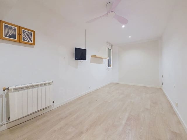 3 soverom Leilighet til salgs i Barcelona by - € 575 000 (Ref: 9987929)