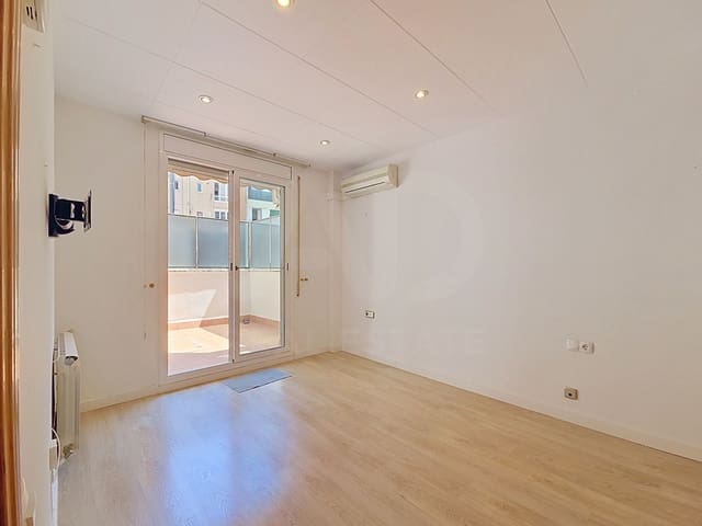 3 soverom Leilighet til salgs i Barcelona by - € 575 000 (Ref: 9987929)