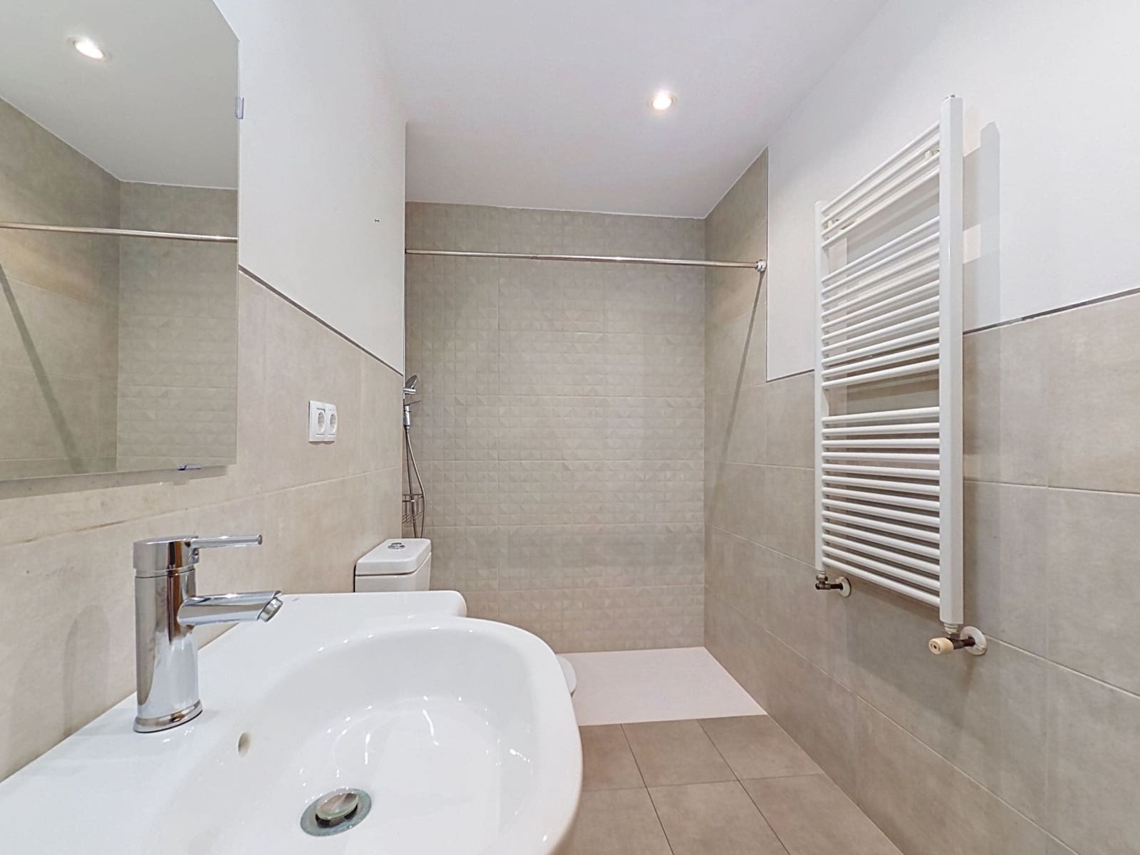 3 quarto Apartamento para venda em Barcelona cidade - 575 000 € (Ref: 9987929)