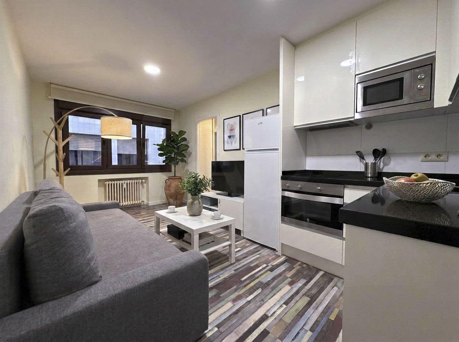 1 soverom Leilighet til leie i Oviedo - € 750 (Ref: 9987930)