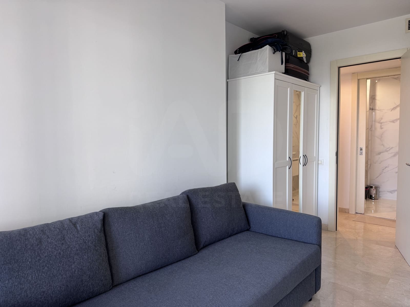 2 soverom Leilighet til leie i Barcelona by med svømmebasseng garasje - € 3 155 (Ref: 9987931)