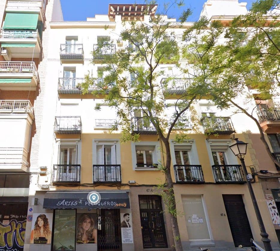 Local Commercial de 1 chambre à louer à Madrid ville - 850 € (Ref: 9987932)