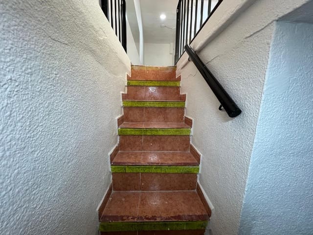 1 slaapkamer Commercieel te huur in Madrid stad - € 850 (Ref: 9987932)