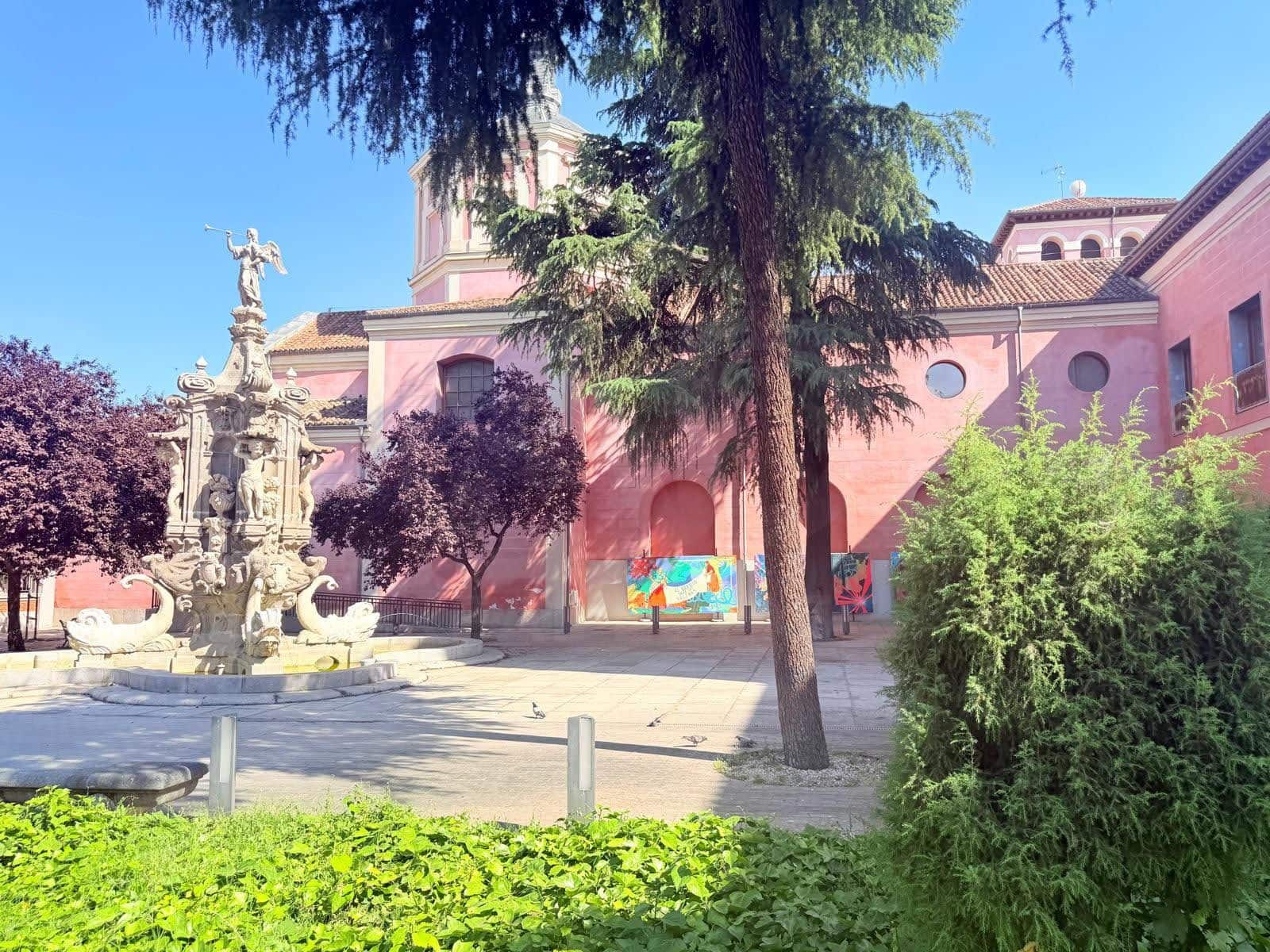 Kaupallinen myytävänä paikassa Madrid kaupunki - 1 450 000 € (Ref: 9987937)