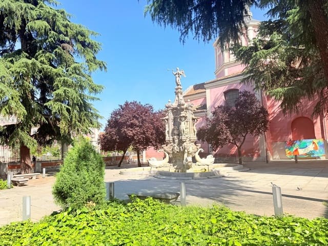 Erhverv til salg i Madrid by - € 1.450.000 (Ref: 9987937)
