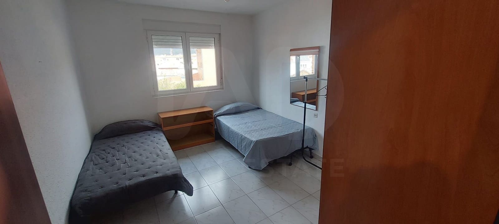 3 soverom Leilighet til leie i Leon by - € 650 (Ref: 9987941)