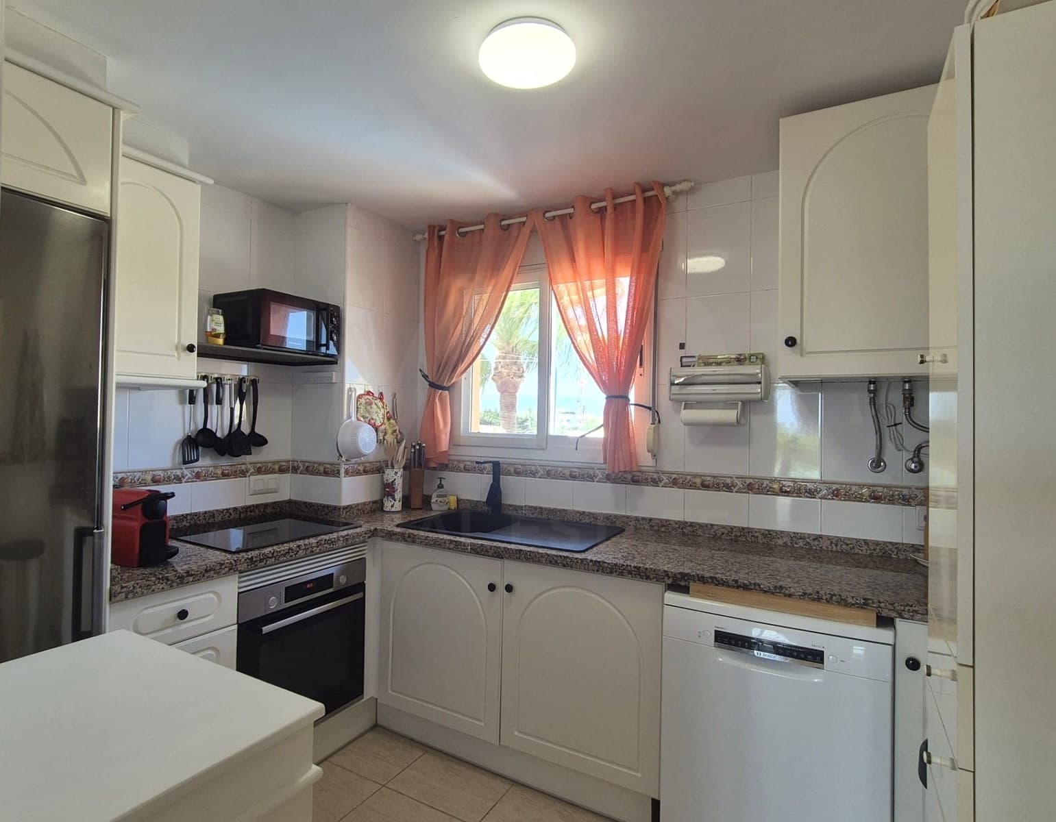 2 soveværelse Lejlighed til salg i Denia med swimmingpool garage - € 525.000 (Ref: 9987944)