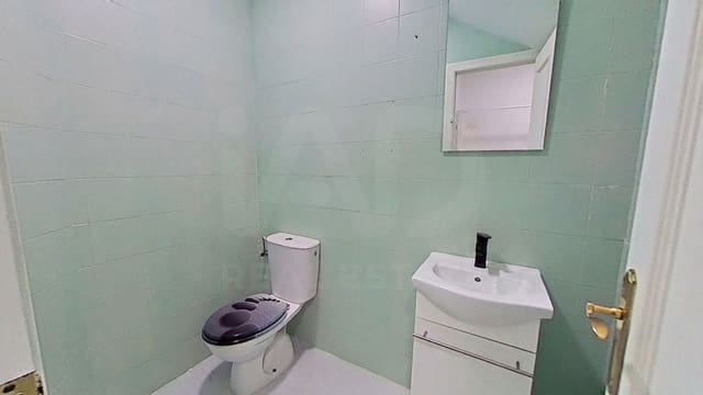 4 soveværelse Erhverv til salg i Cádiz by - € 650.000 (Ref: 9987948)
