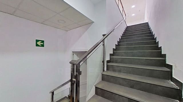 4 soveværelse Erhverv til salg i Cádiz by - € 650.000 (Ref: 9987948)