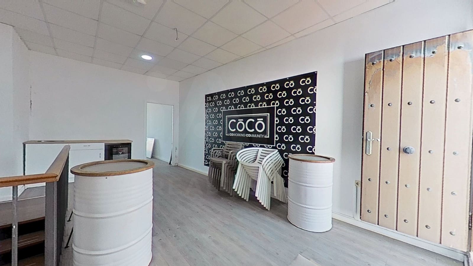 4 soveværelse Erhverv til salg i Cadiz by - € 650.000 (Ref: 9987948)