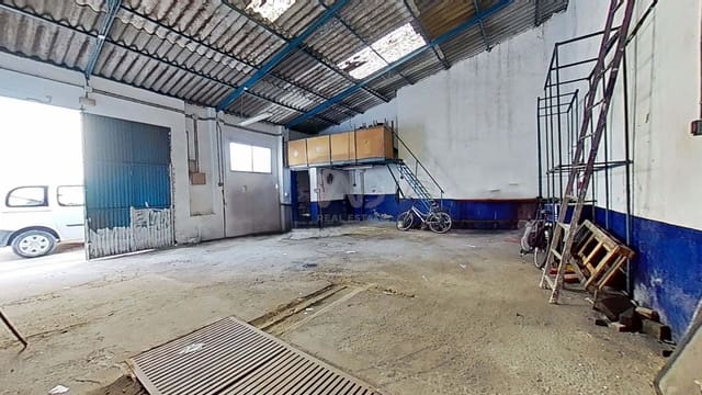 Kommersiell til salgs i Cádiz by - € 84 900 (Ref: 9987949)
