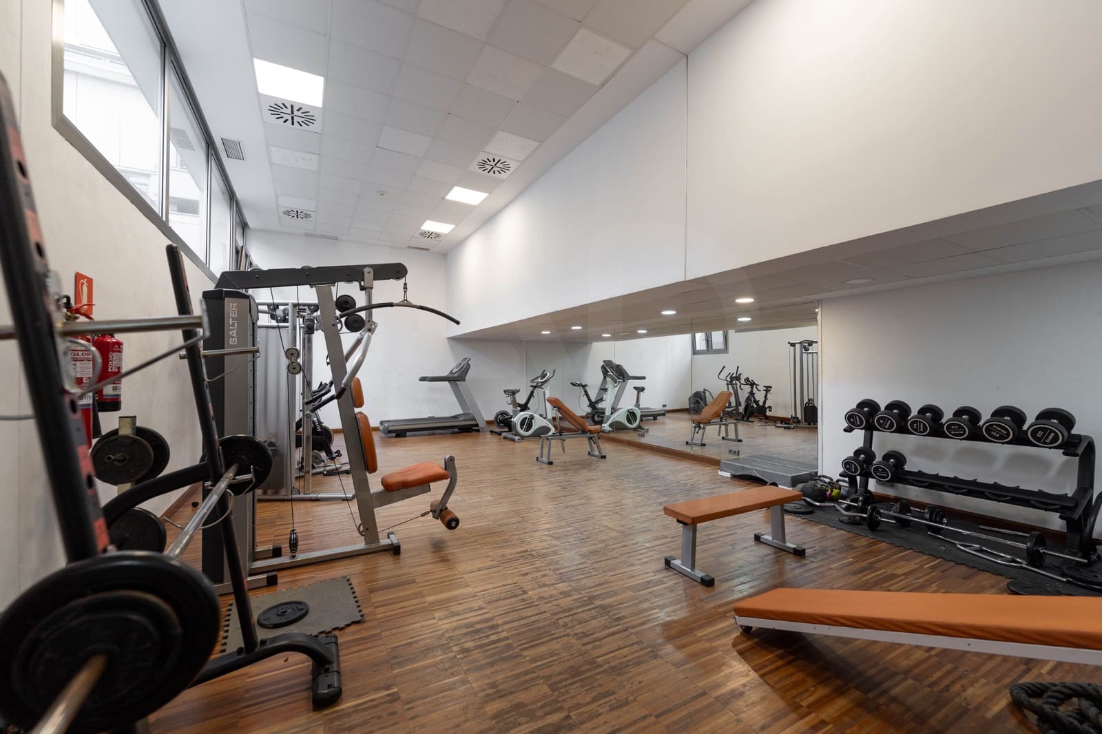 2 bedroom Apartment for rent in Madrid city with pool garage - € 2,200 (Ref: 9987951)