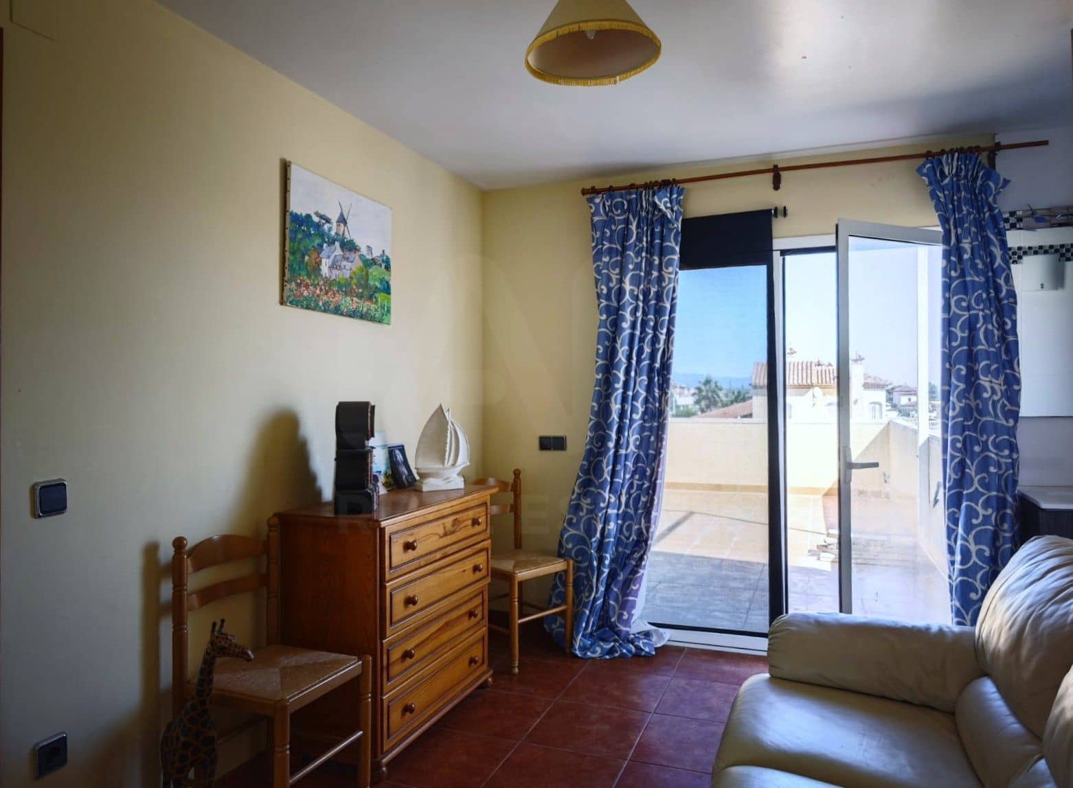 5 soverom Hus til salgs i Tarragona by med svømmebasseng garasje - € 420 000 (Ref: 9987952)