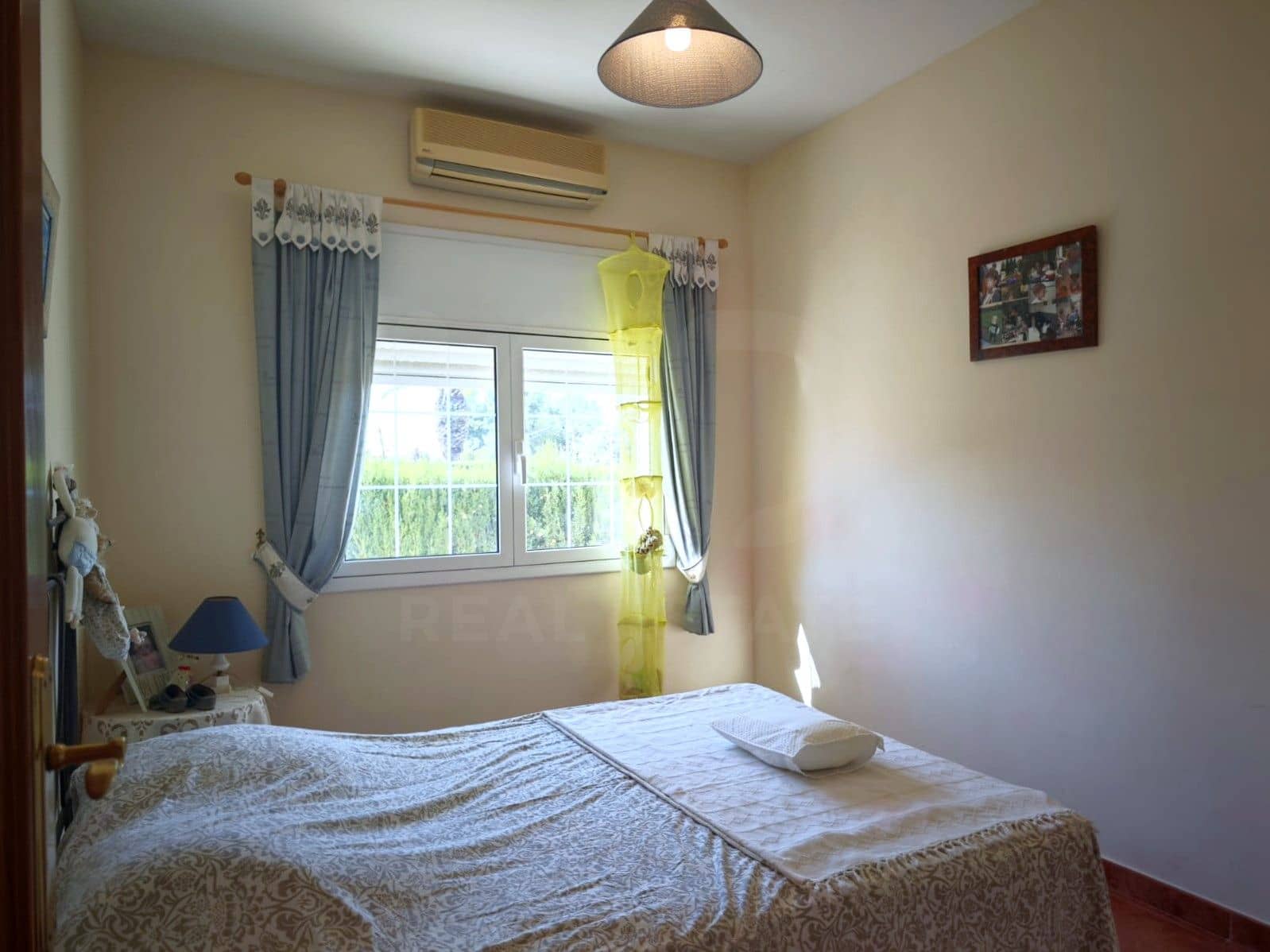 5 soverom Hus til salgs i Tarragona by med svømmebasseng garasje - € 420 000 (Ref: 9987952)