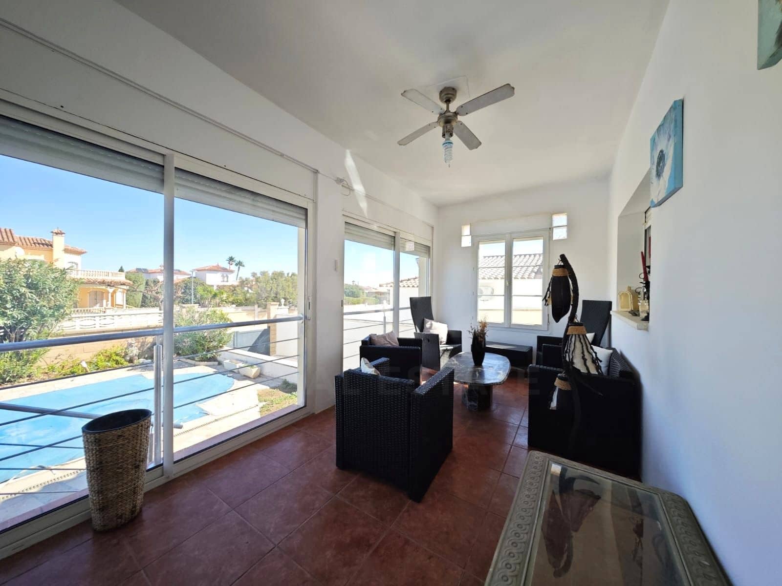 5 soverom Hus til salgs i Tarragona by med svømmebasseng garasje - € 420 000 (Ref: 9987952)