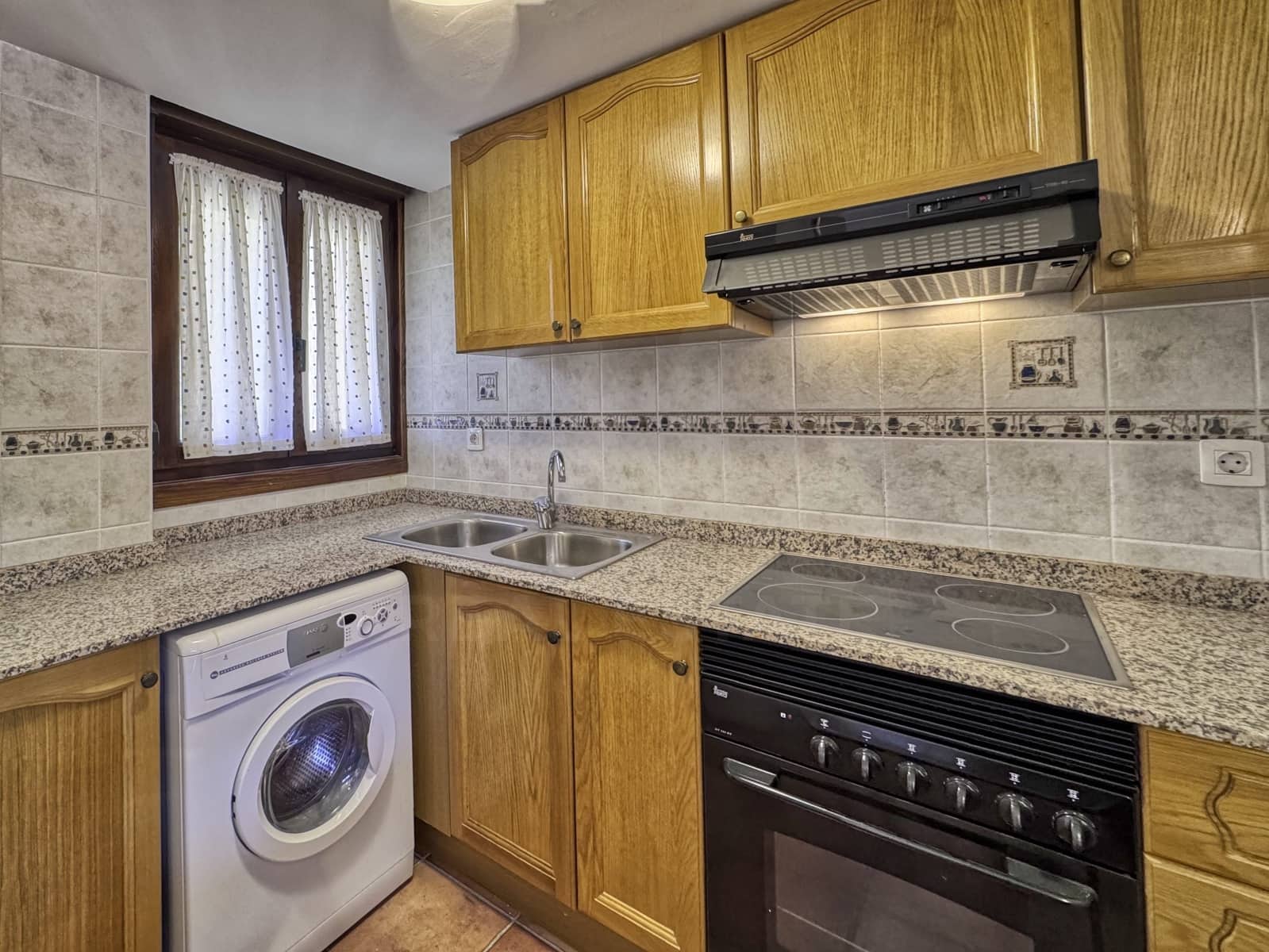 1 sovrum Lägenhet till salu i Teruel stad - 124 000 € (Ref: 9987953)