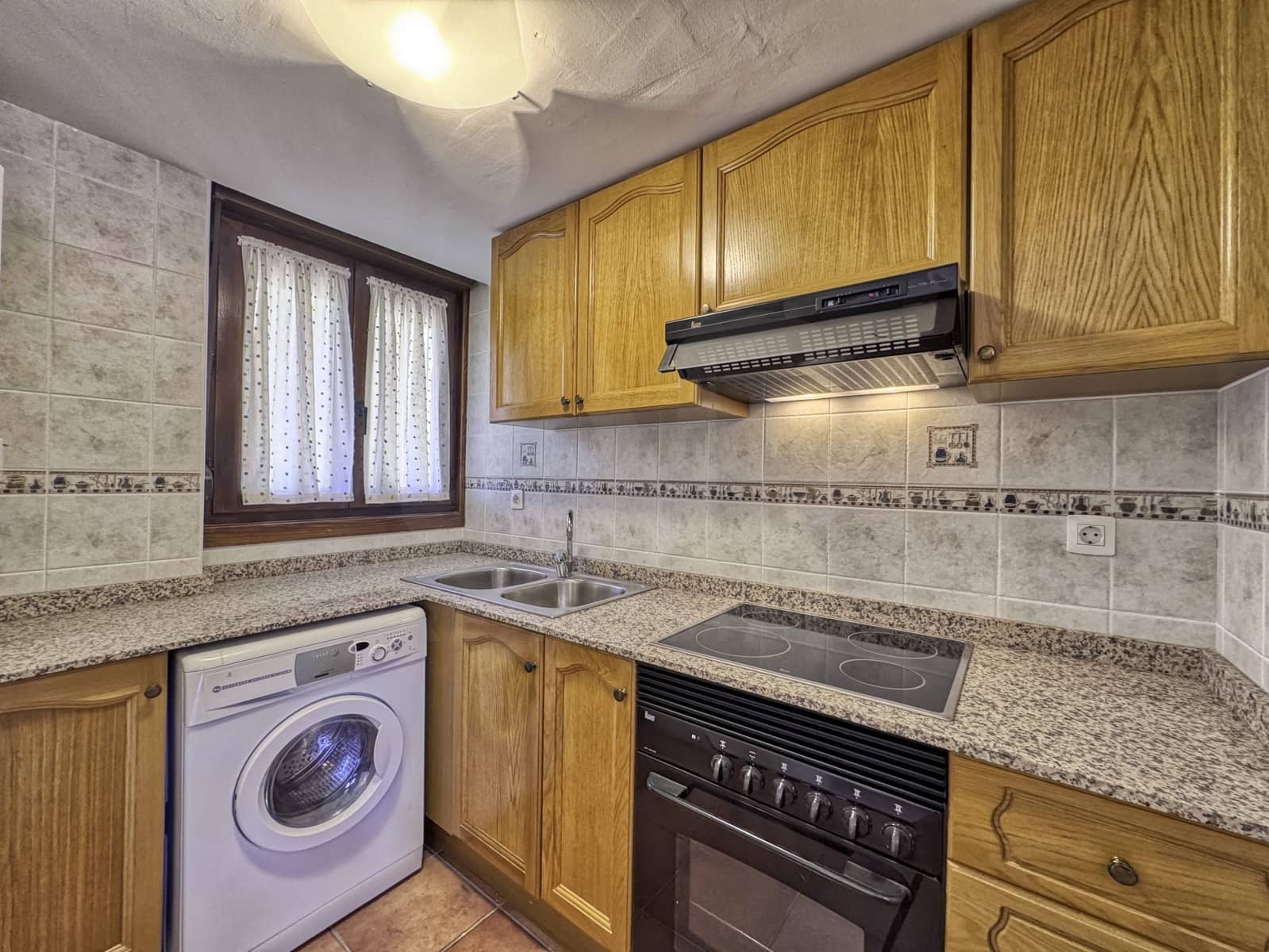 1 sovrum Lägenhet till salu i Teruel stad - 124 000 € (Ref: 9987953)