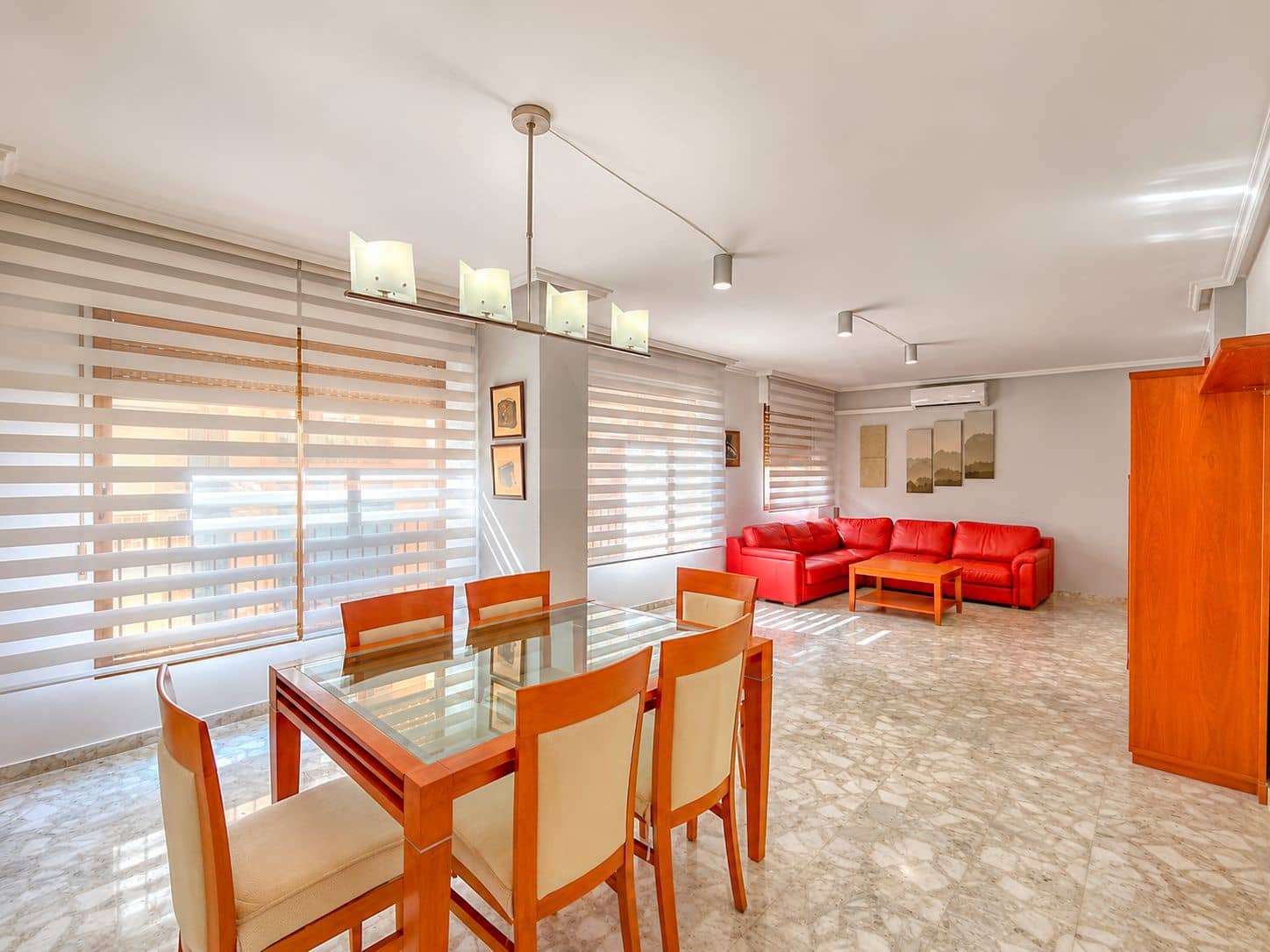 4 Zimmer Apartment zu verkaufen in Alicante / Alacant Stadt - 300.000 € (Ref: 9987955)