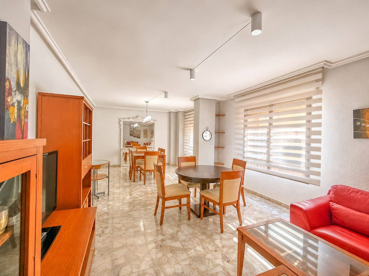 4 Zimmer Apartment zu verkaufen in Alicante / Alacant Stadt - 300.000 € (Ref: 9987955)