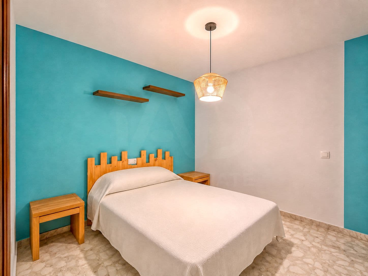 4 Zimmer Apartment zu verkaufen in Alicante / Alacant Stadt - 300.000 € (Ref: 9987955)