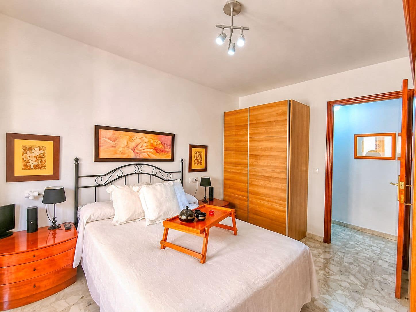 4 Zimmer Apartment zu verkaufen in Alicante / Alacant Stadt - 300.000 € (Ref: 9987955)