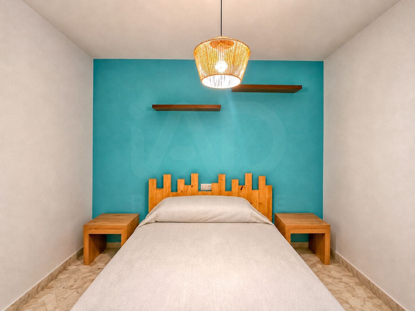 4 Zimmer Apartment zu verkaufen in Alicante / Alacant Stadt - 300.000 € (Ref: 9987955)