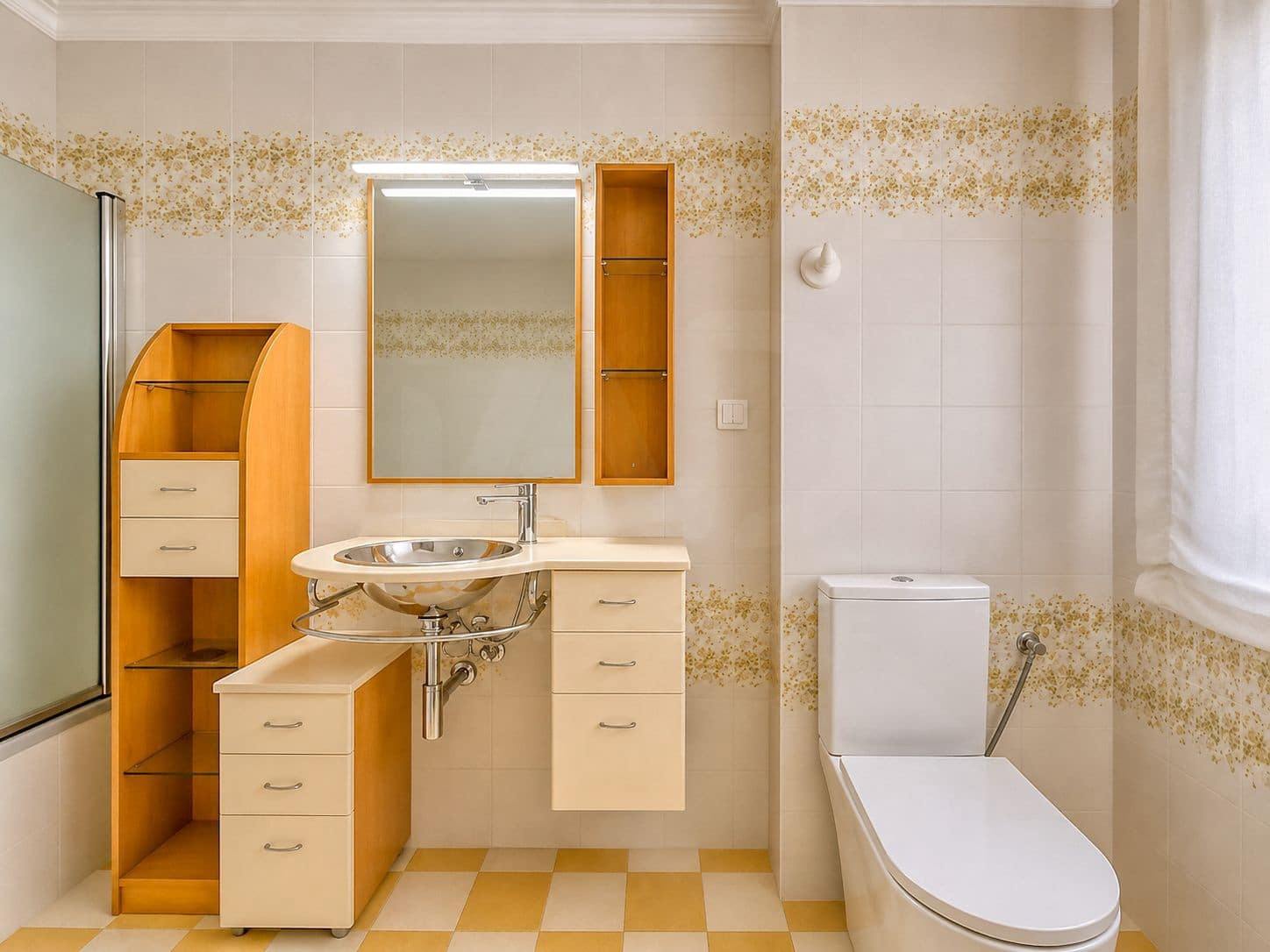 4 Zimmer Apartment zu verkaufen in Alicante / Alacant Stadt - 300.000 € (Ref: 9987955)